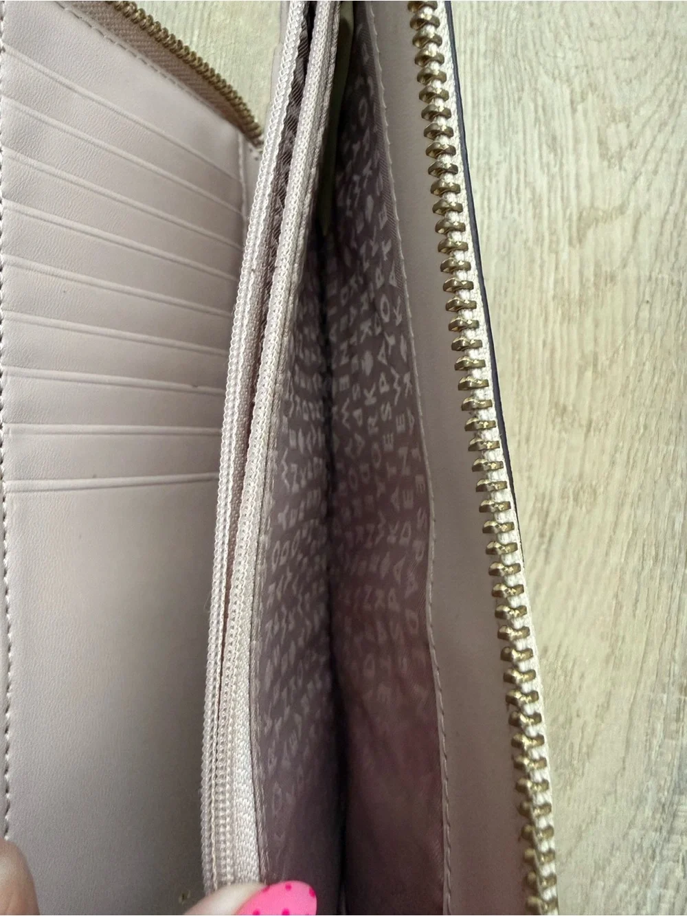 Kate Spade Grove Street Anita double zip wristlet in cream & light pink